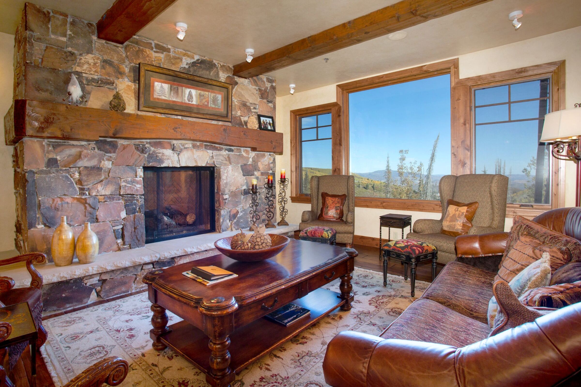 #308 - Living Room