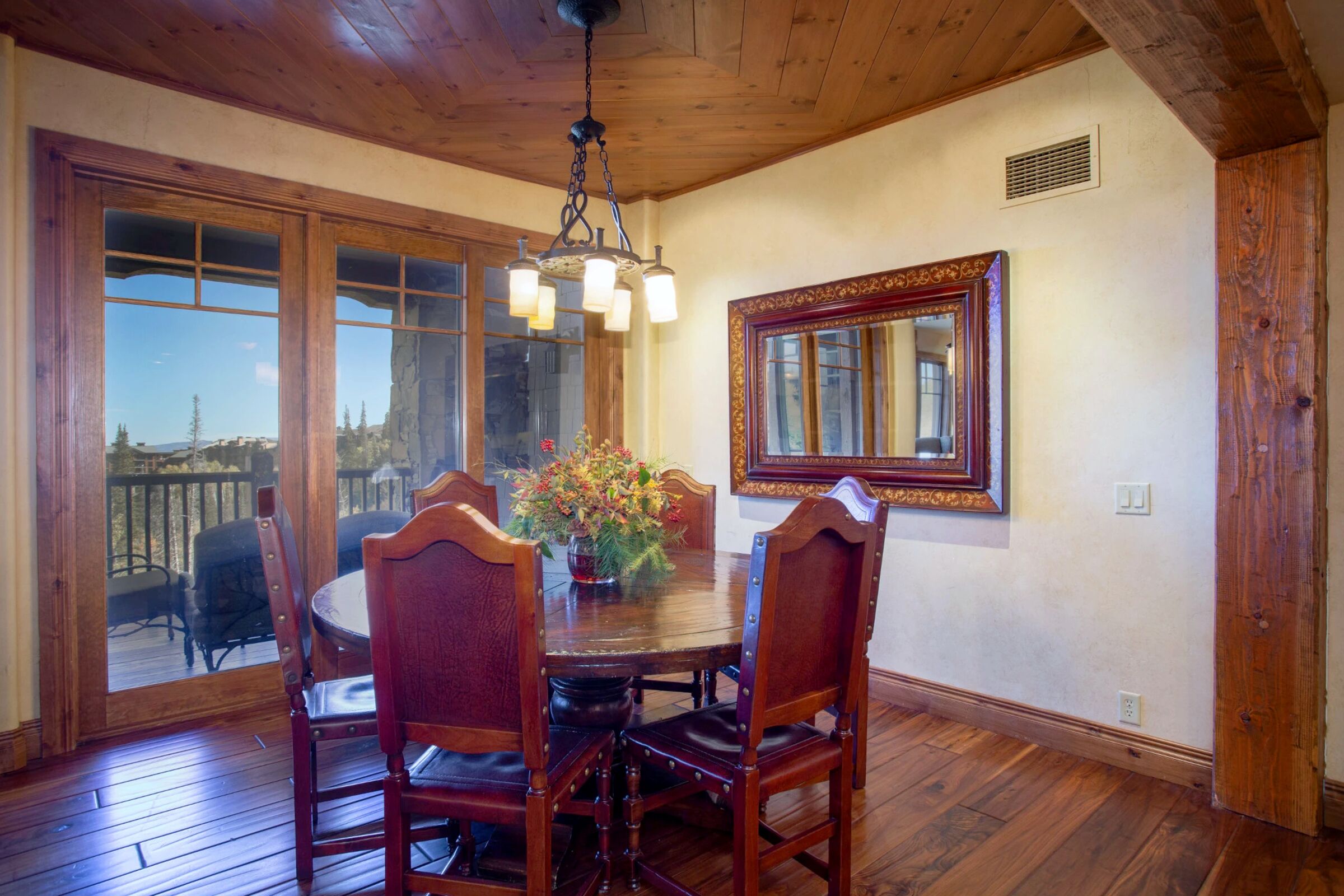 #308 - Dining Room