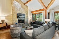 #502 - Living Area