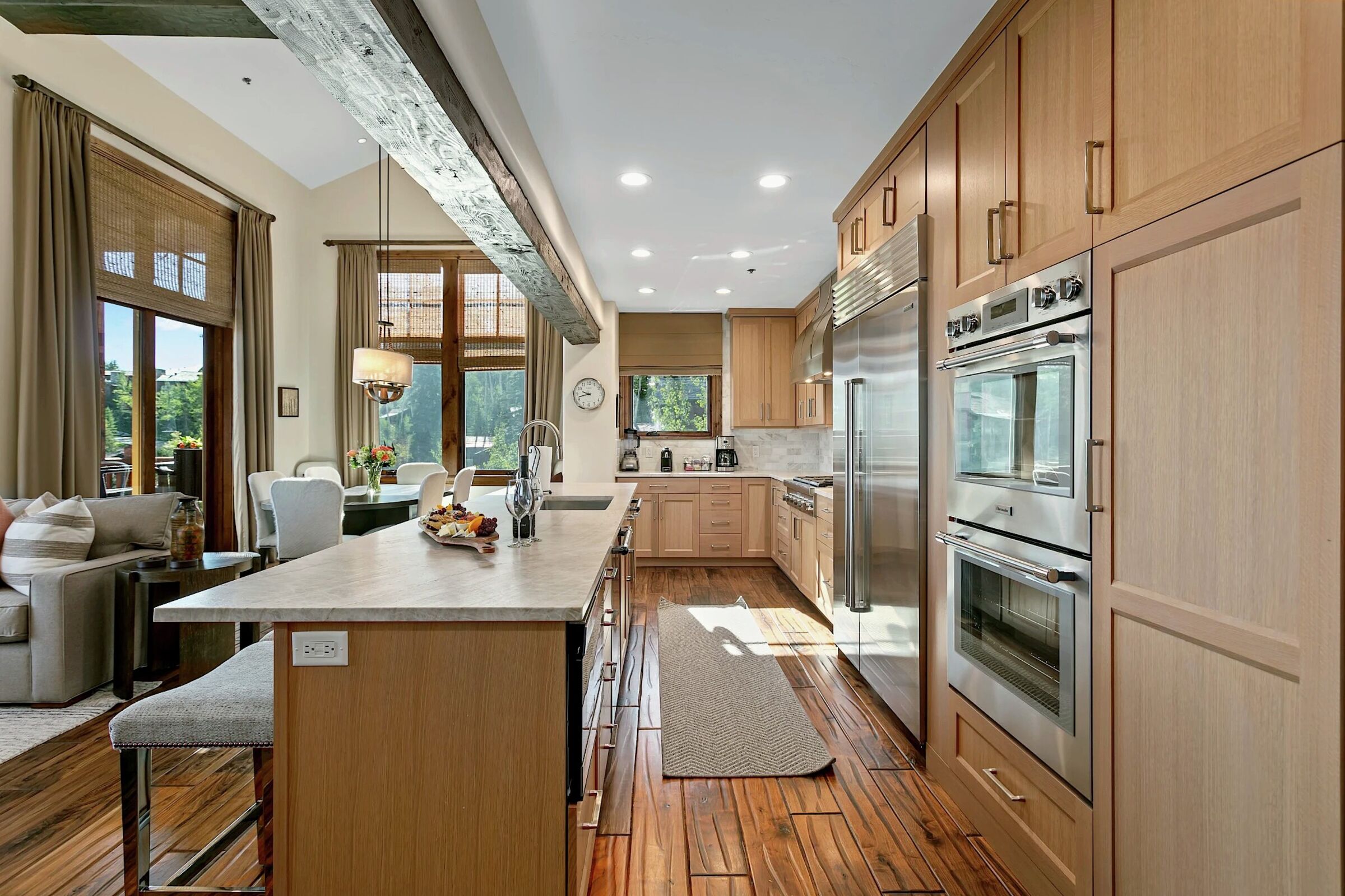 #406 - Kitchen