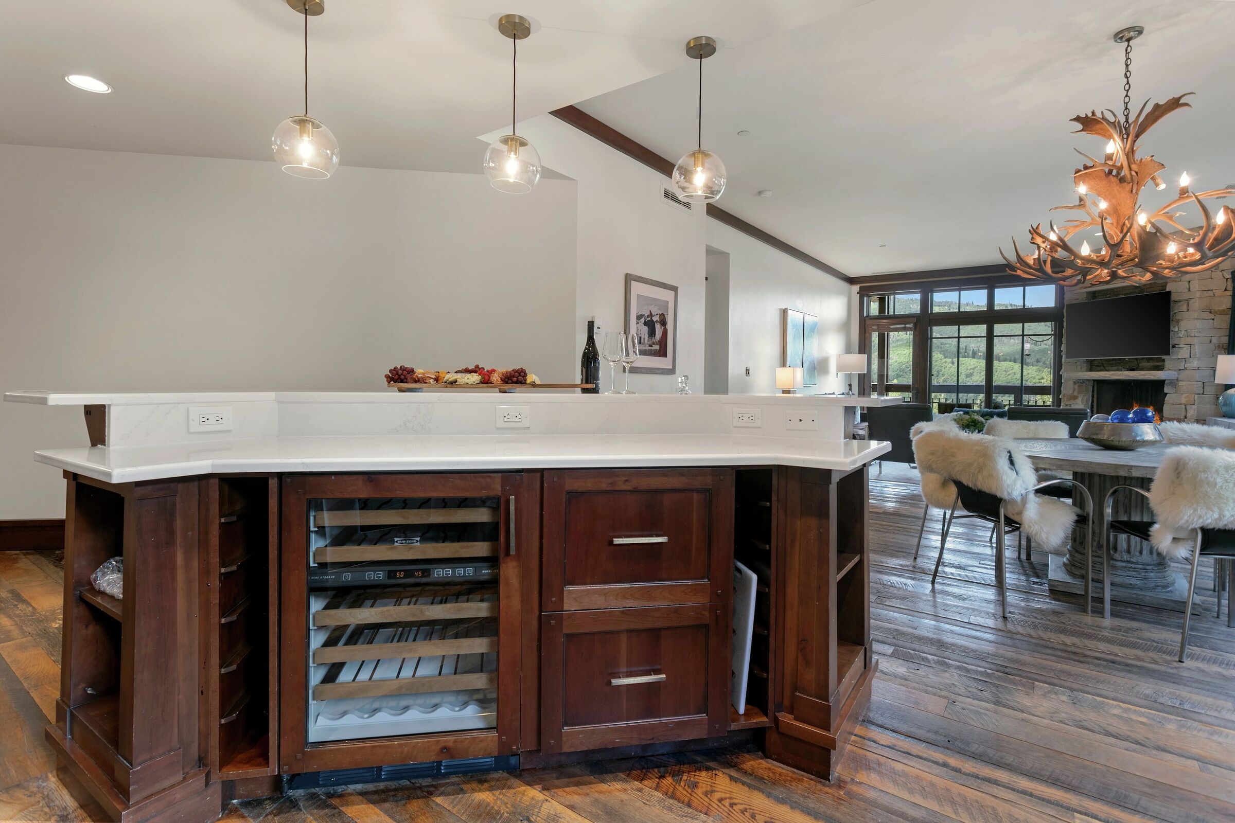 Kitchen Island, Dining Area & Living Area