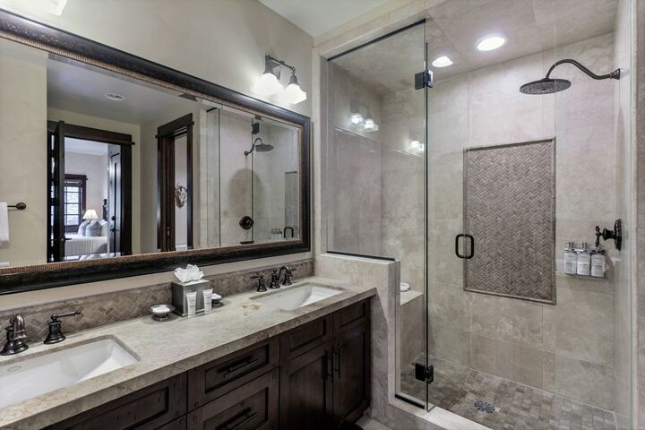#301 - Master Ensuite Bathroom