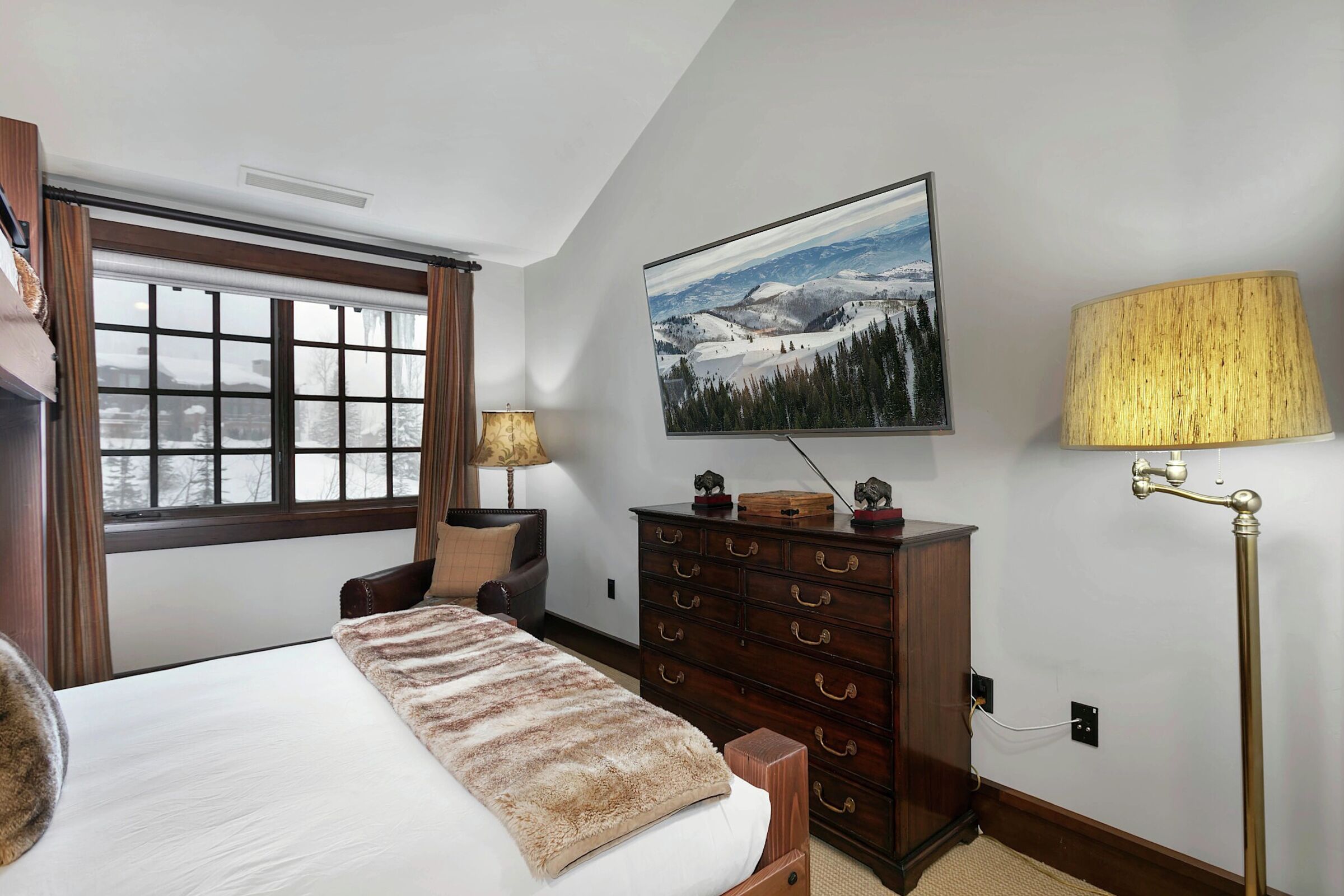 #401 - Bedroom