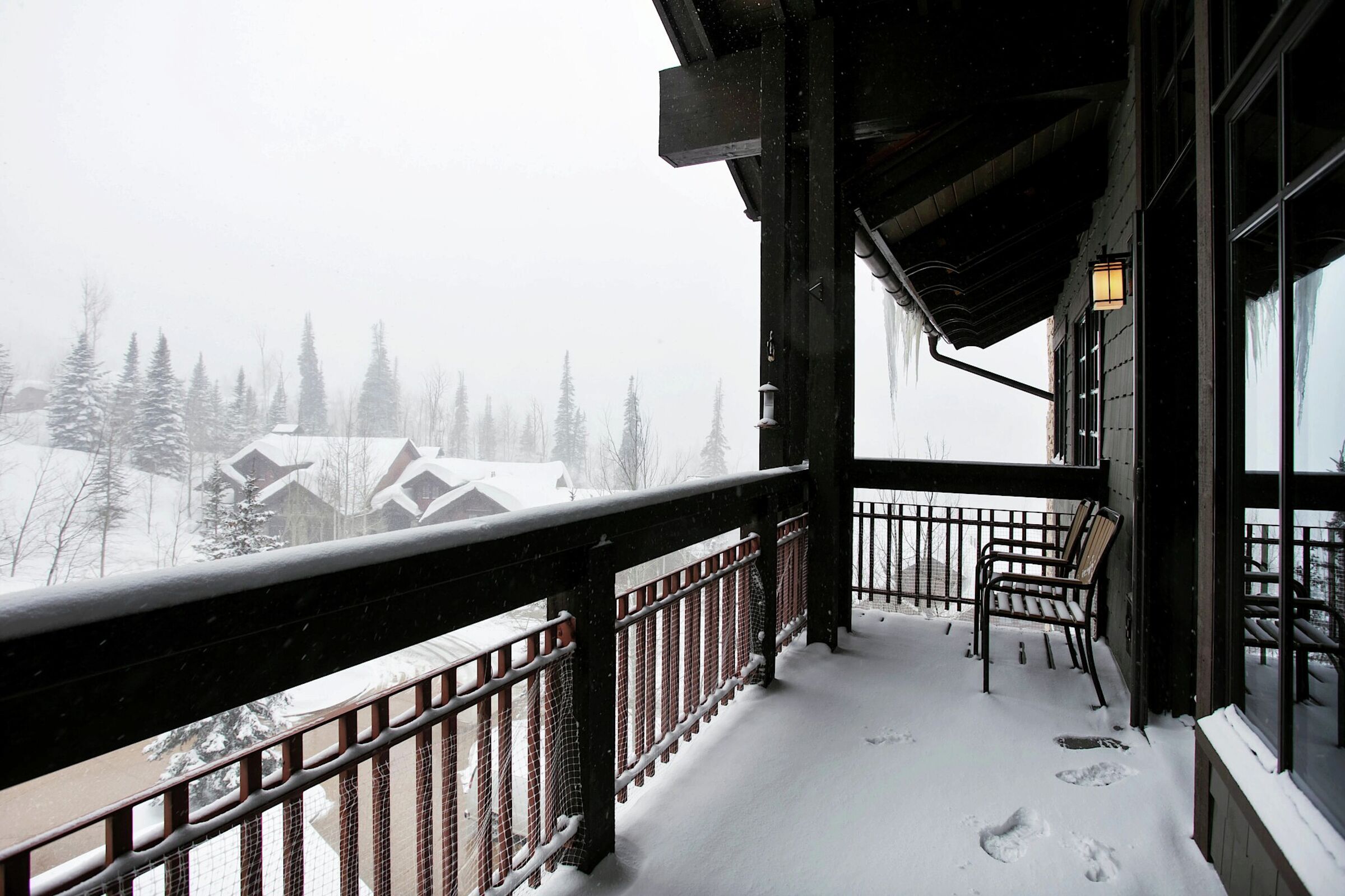 #401 - Balcony