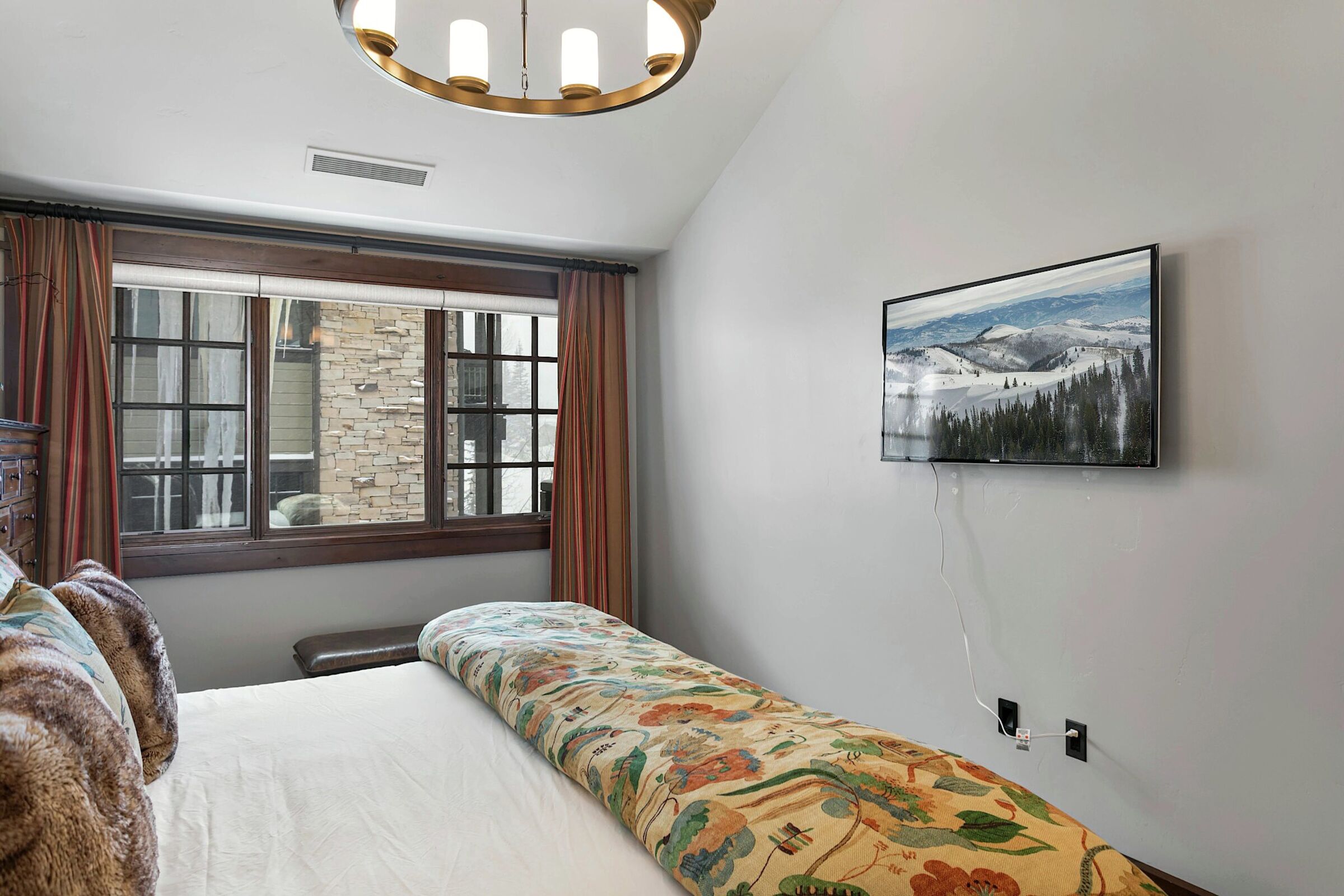 #401 - Master Bedroom