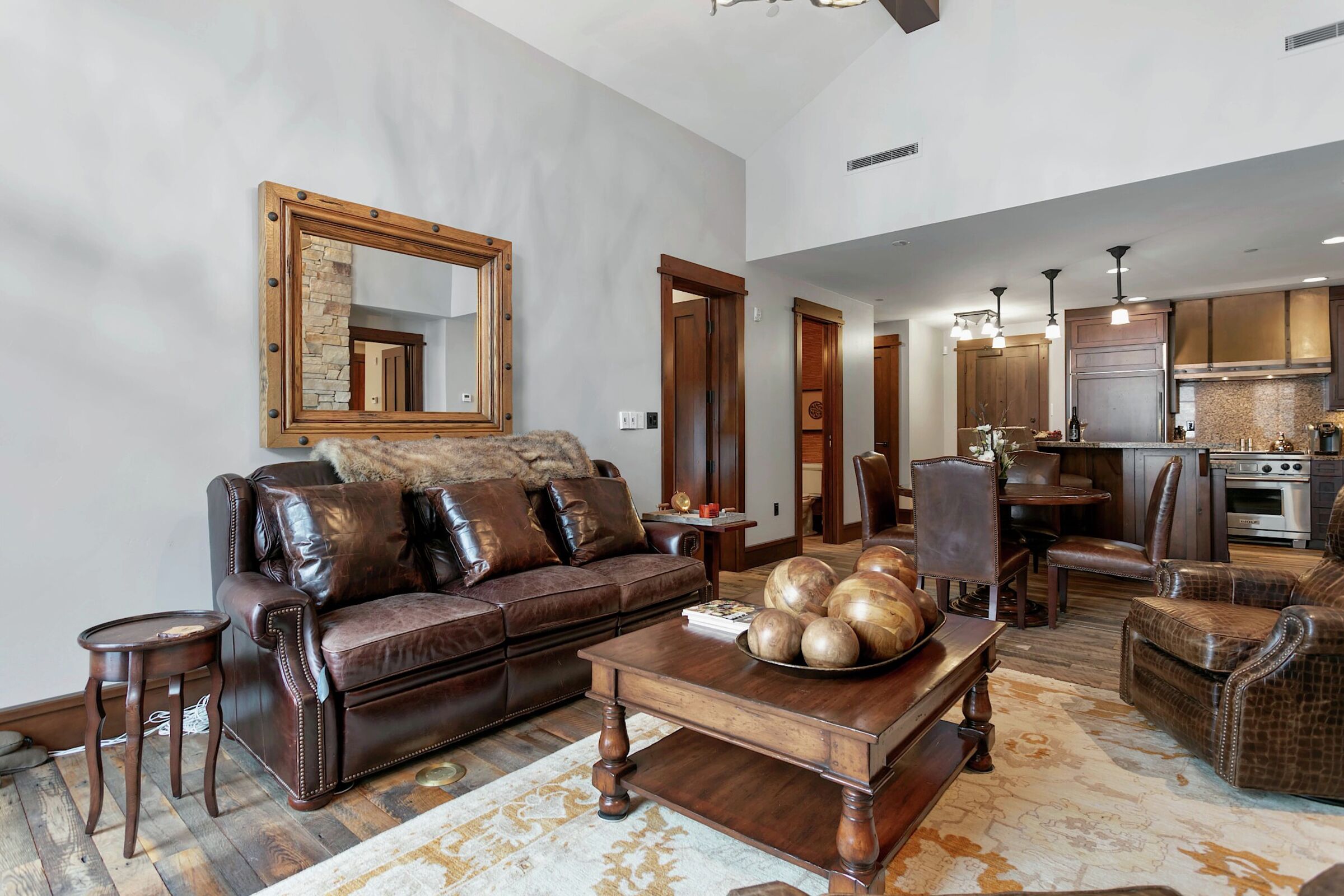 #401 - Living Area