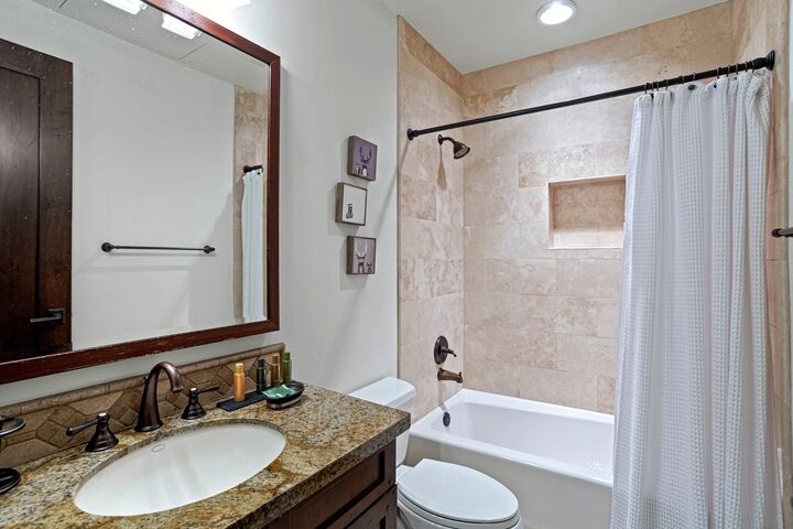 #203 - Ensuite Bathroom