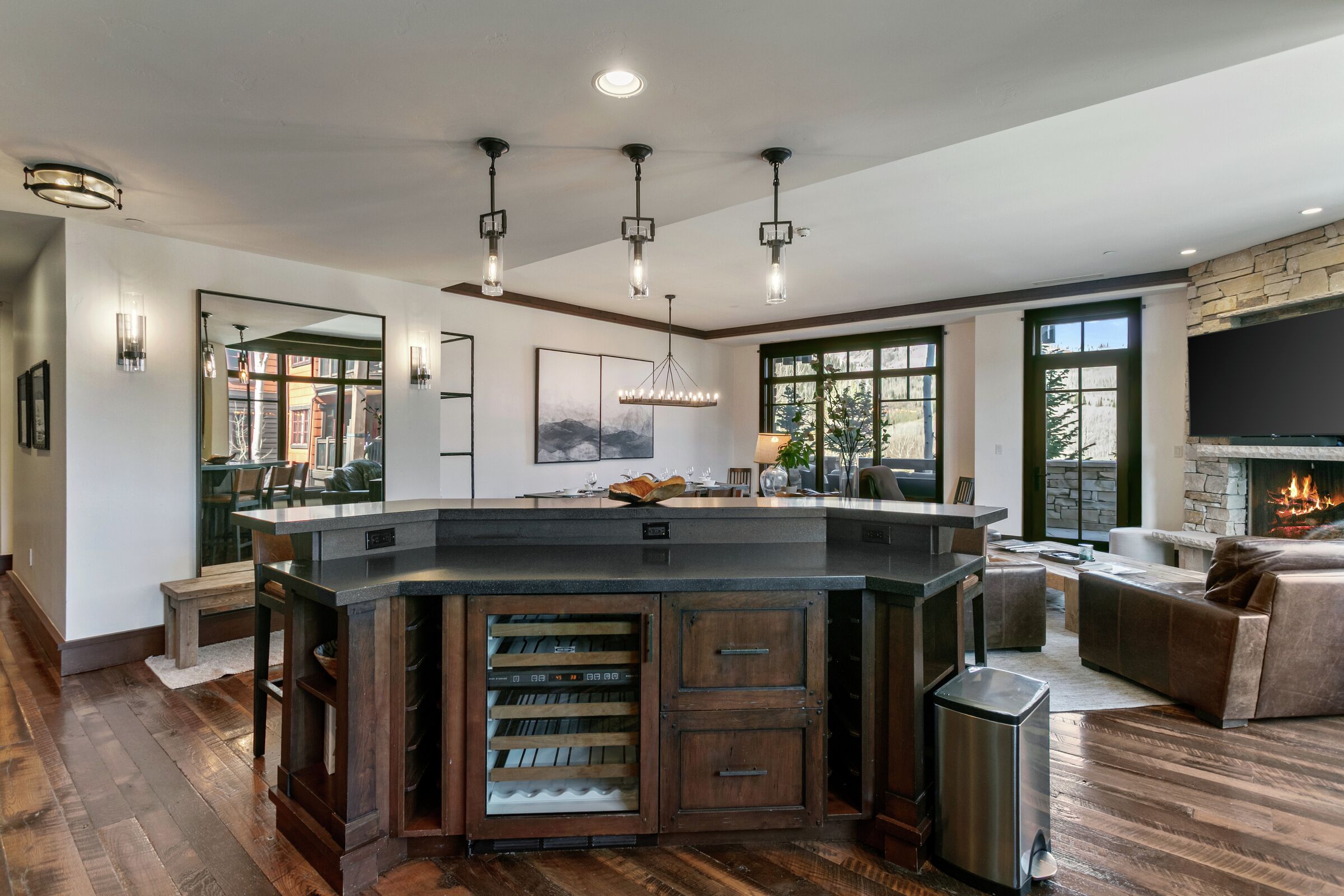 Kitchen, Dining Area & Living Area