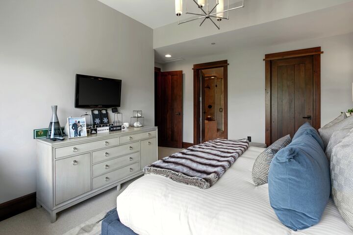 #307 - Master Bedroom