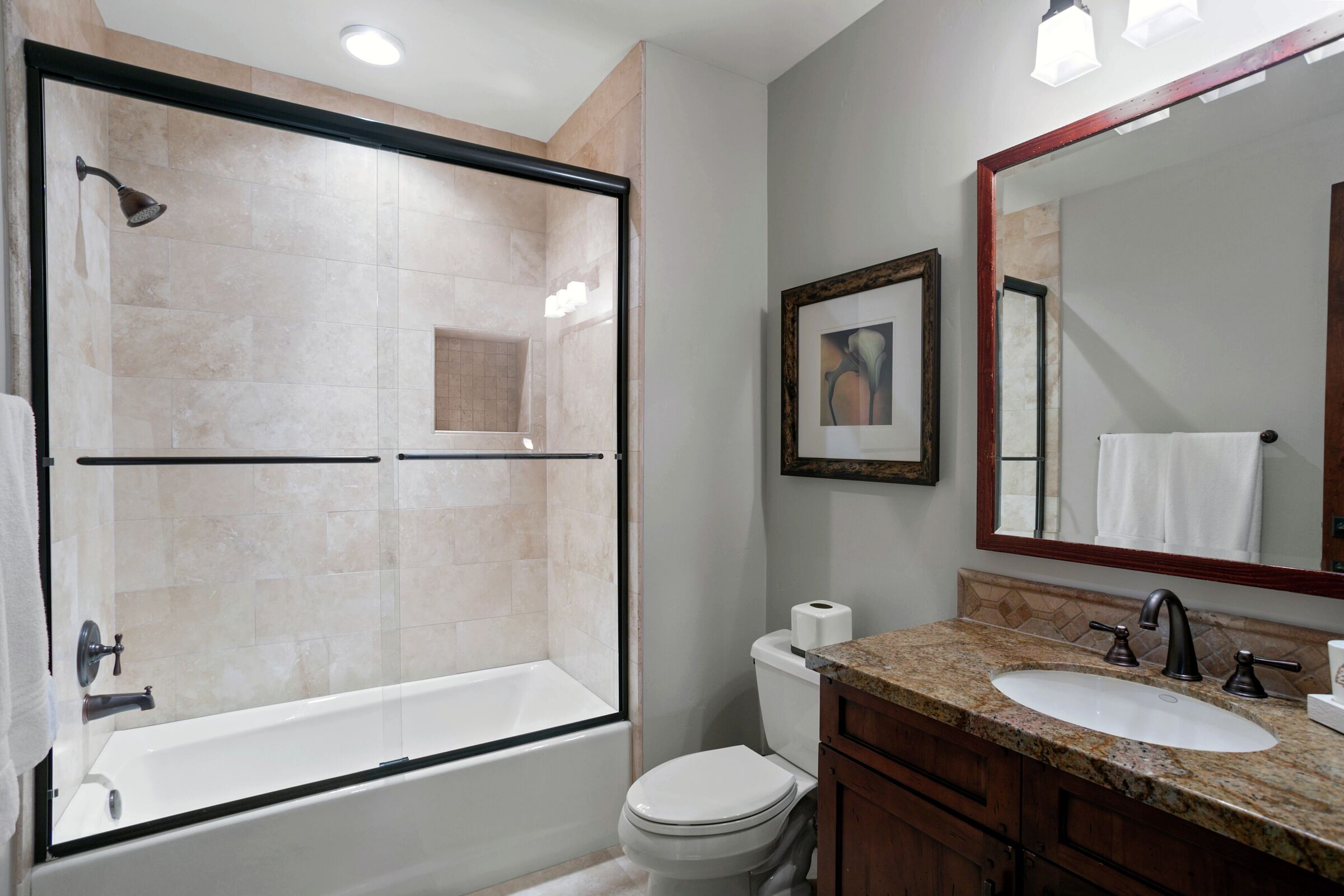 #307 - Ensuite Bathroom