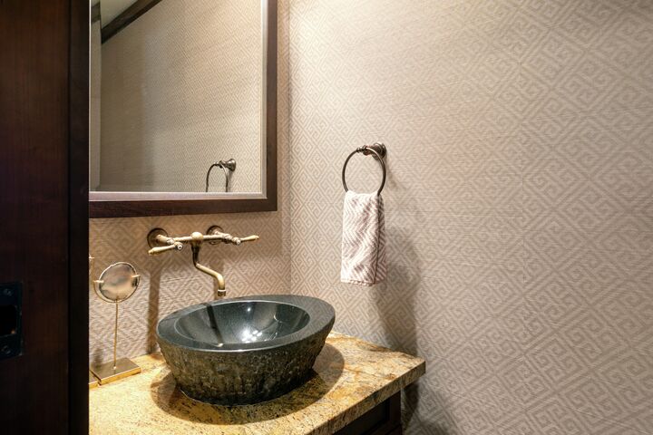 #307 - Half Bathroom