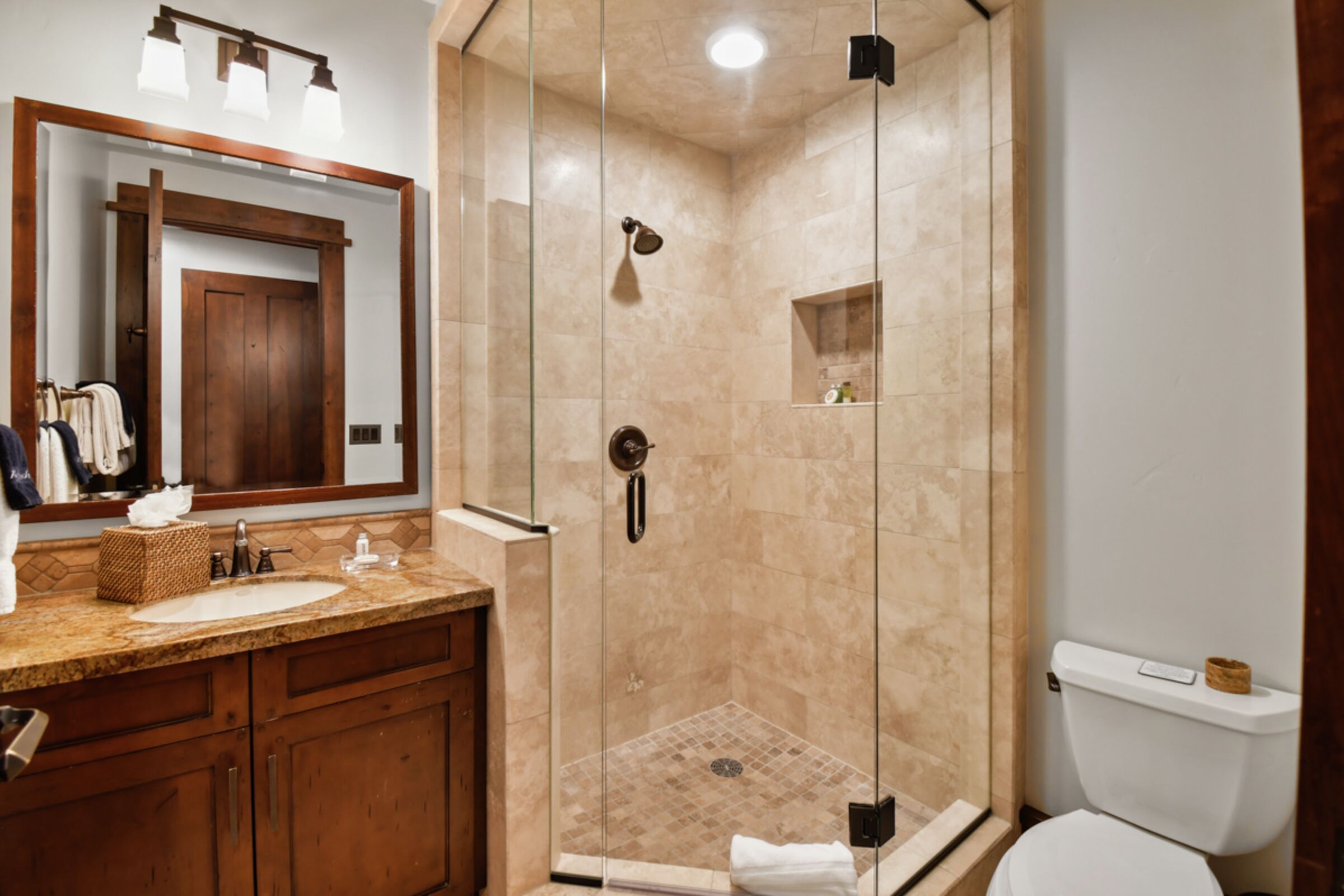#302 - Ensuite Bathroom
