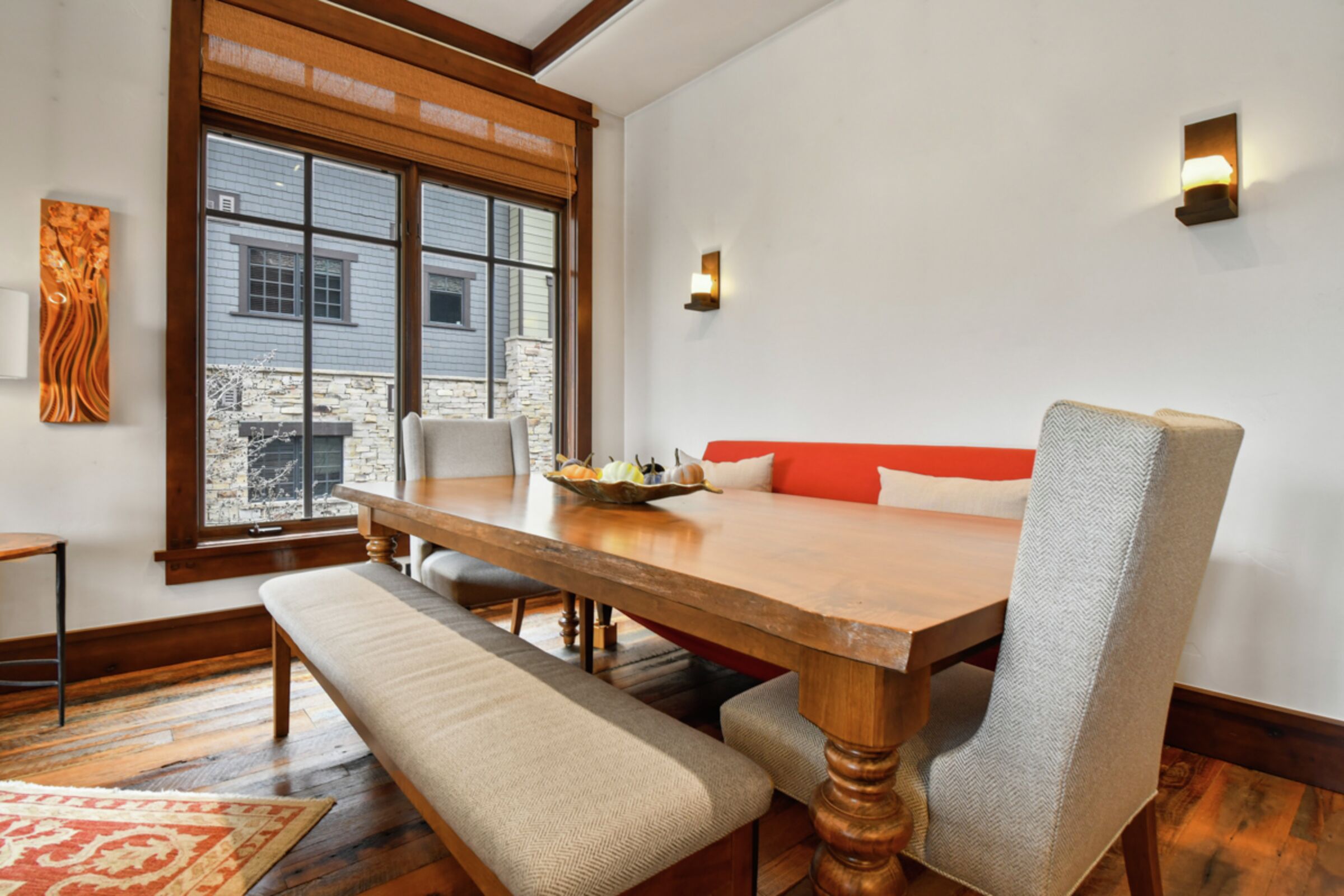 #302 - Dining Room