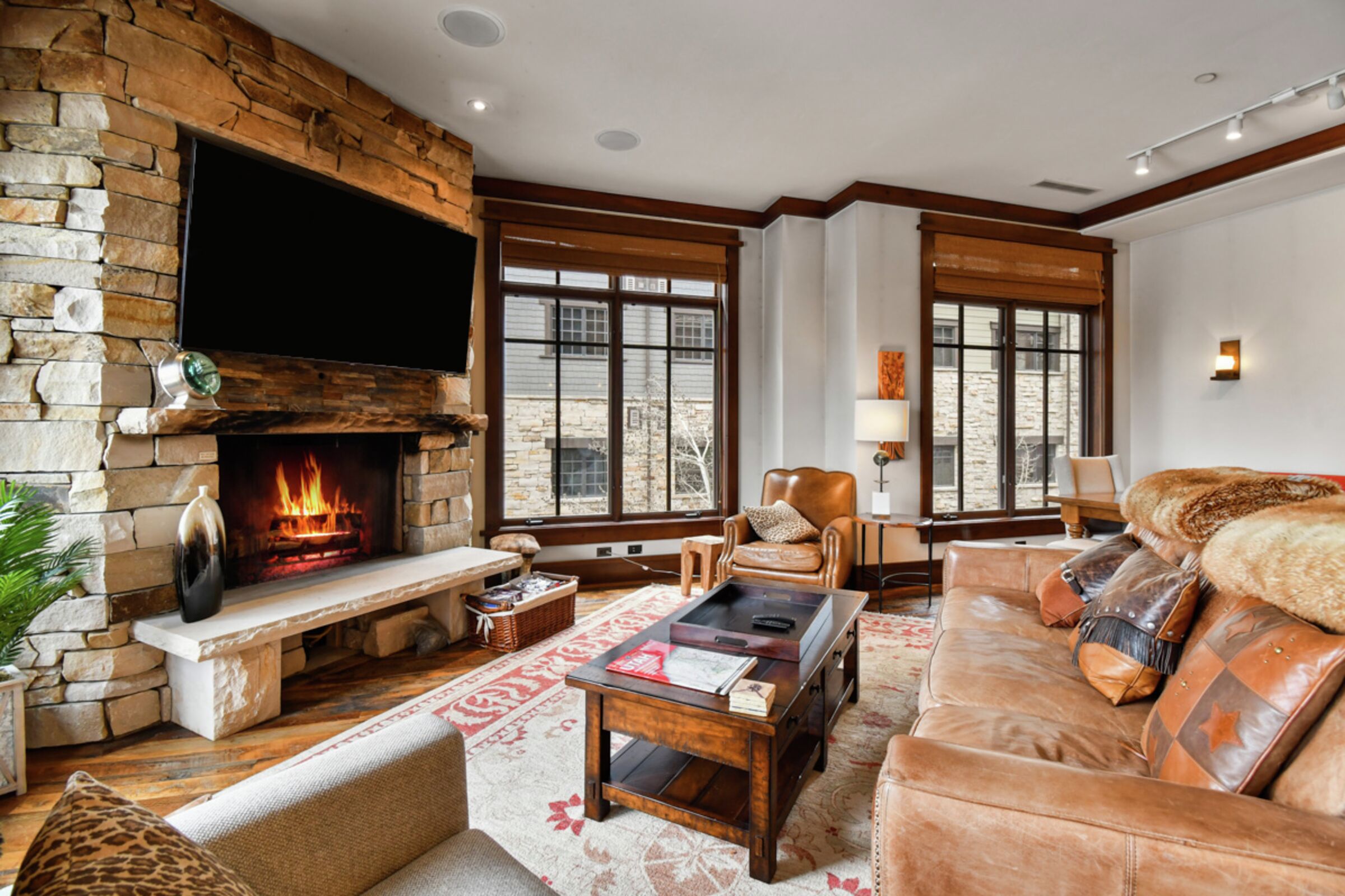 #302 - Living Room