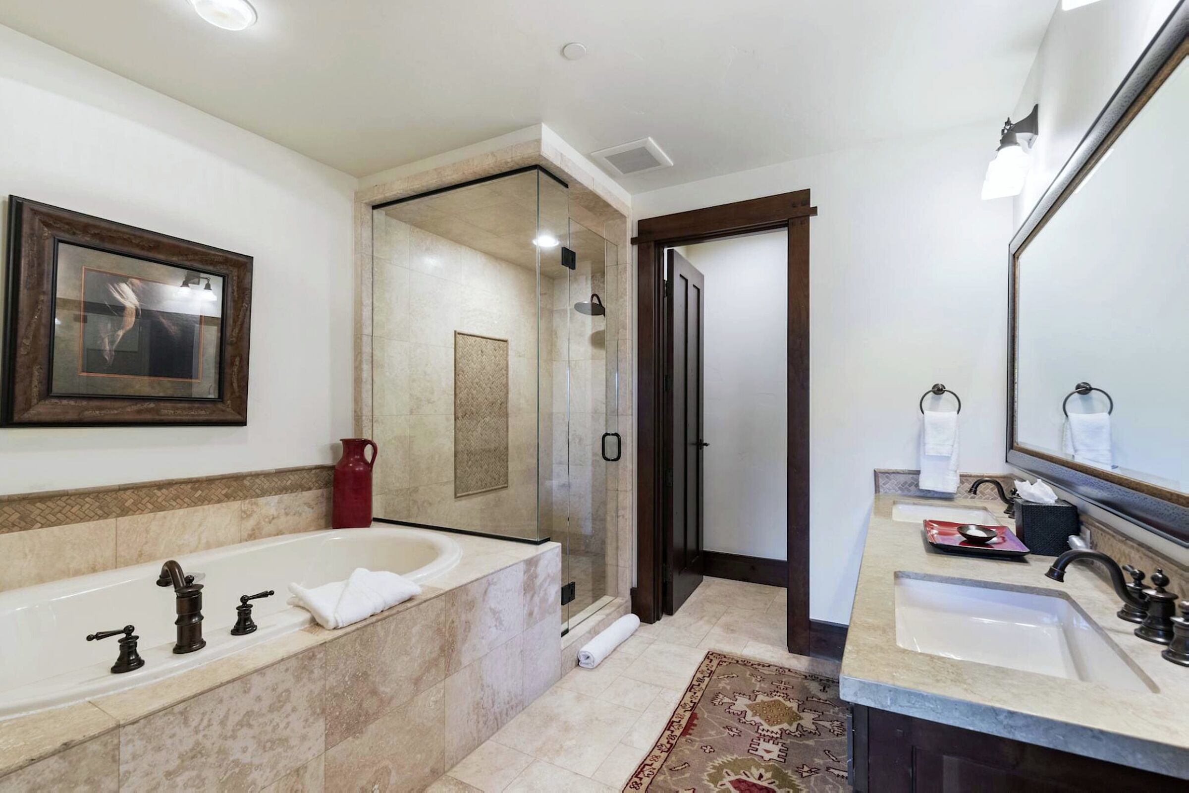 Master Ensuite Bathroom