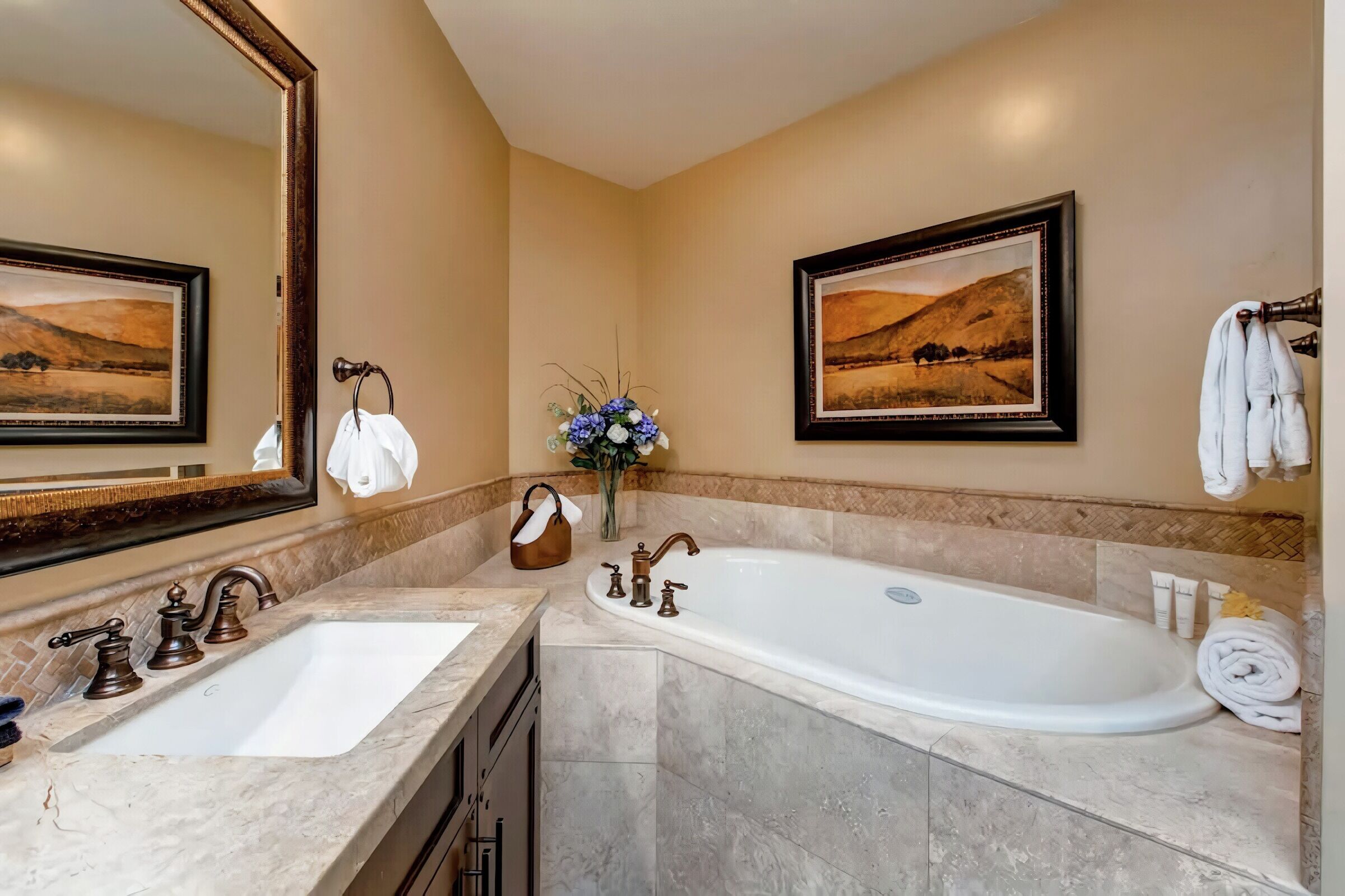 Master Ensuite Bathroom