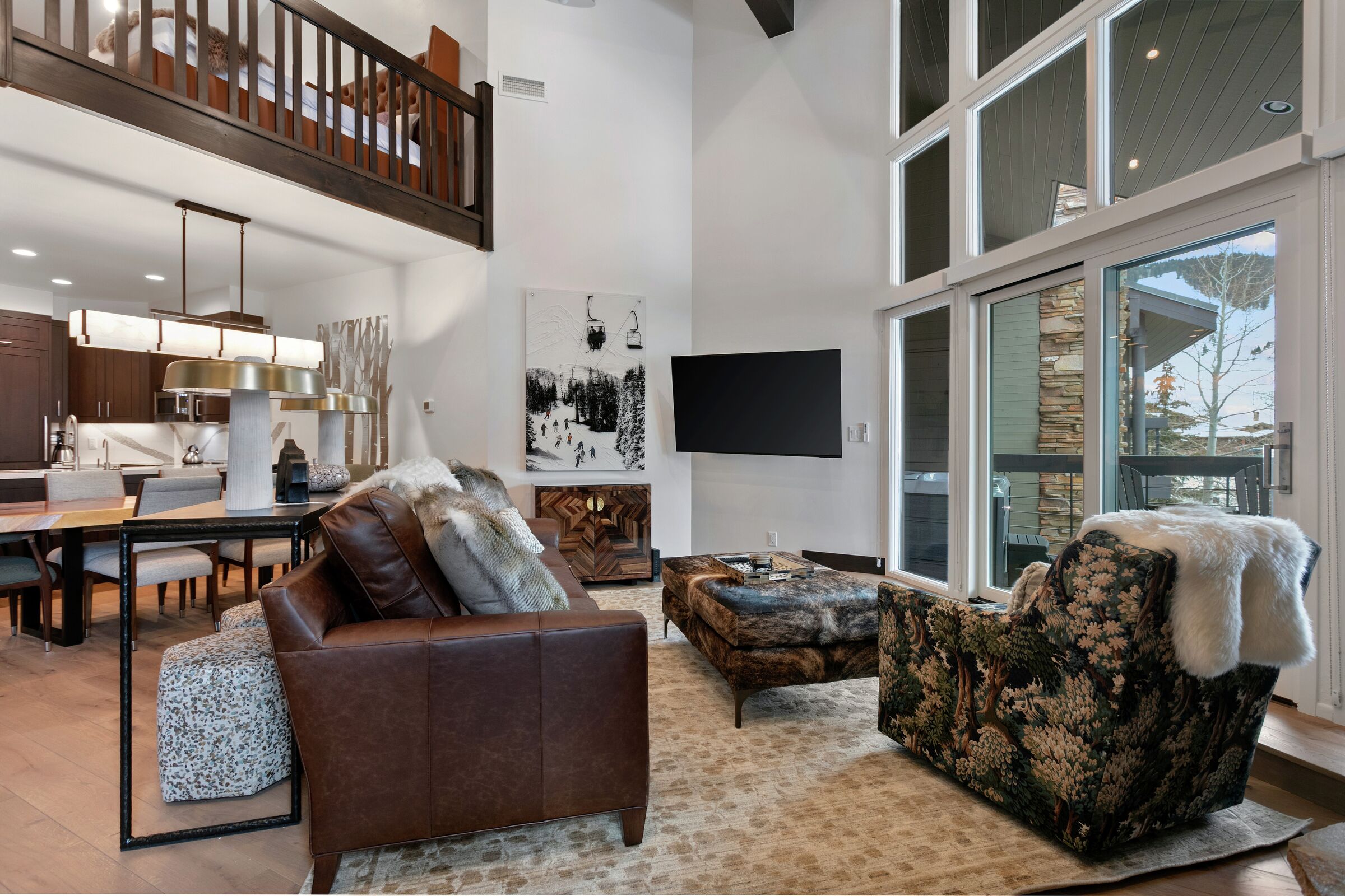 Living Area, Dining Area & Kitchen