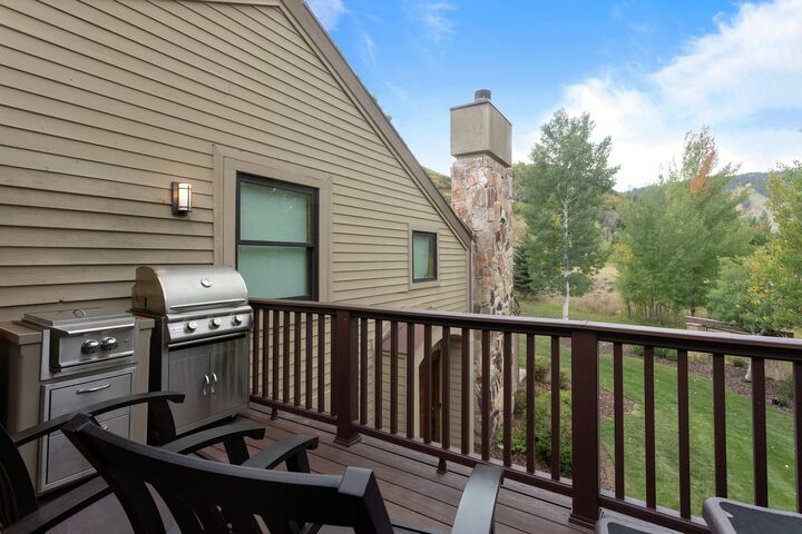 #2346 - Balcony with BBQ