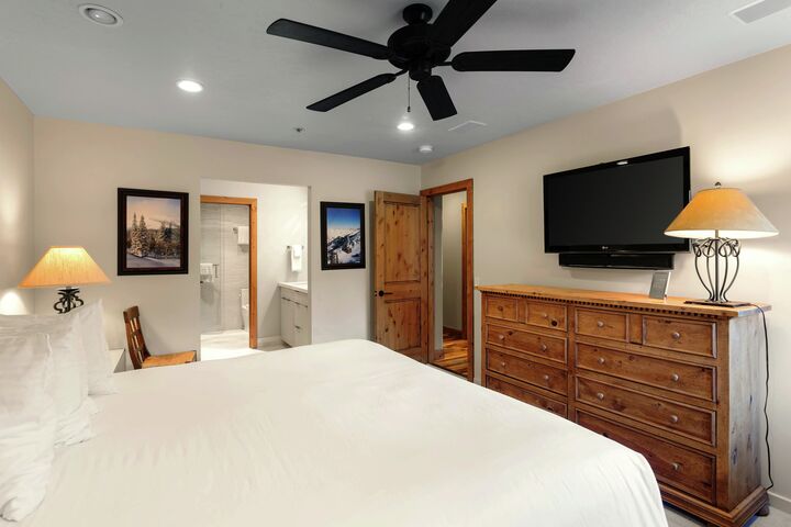 #2346 - Master Bedroom