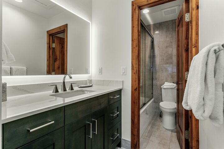Ensuite Bathroom