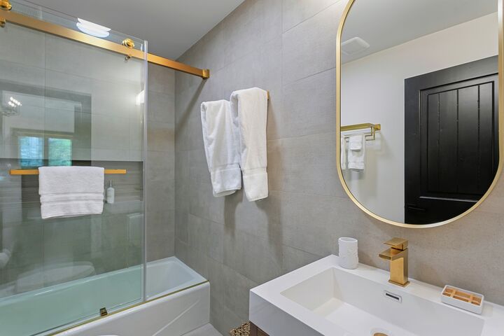 Ensuite Bathroom