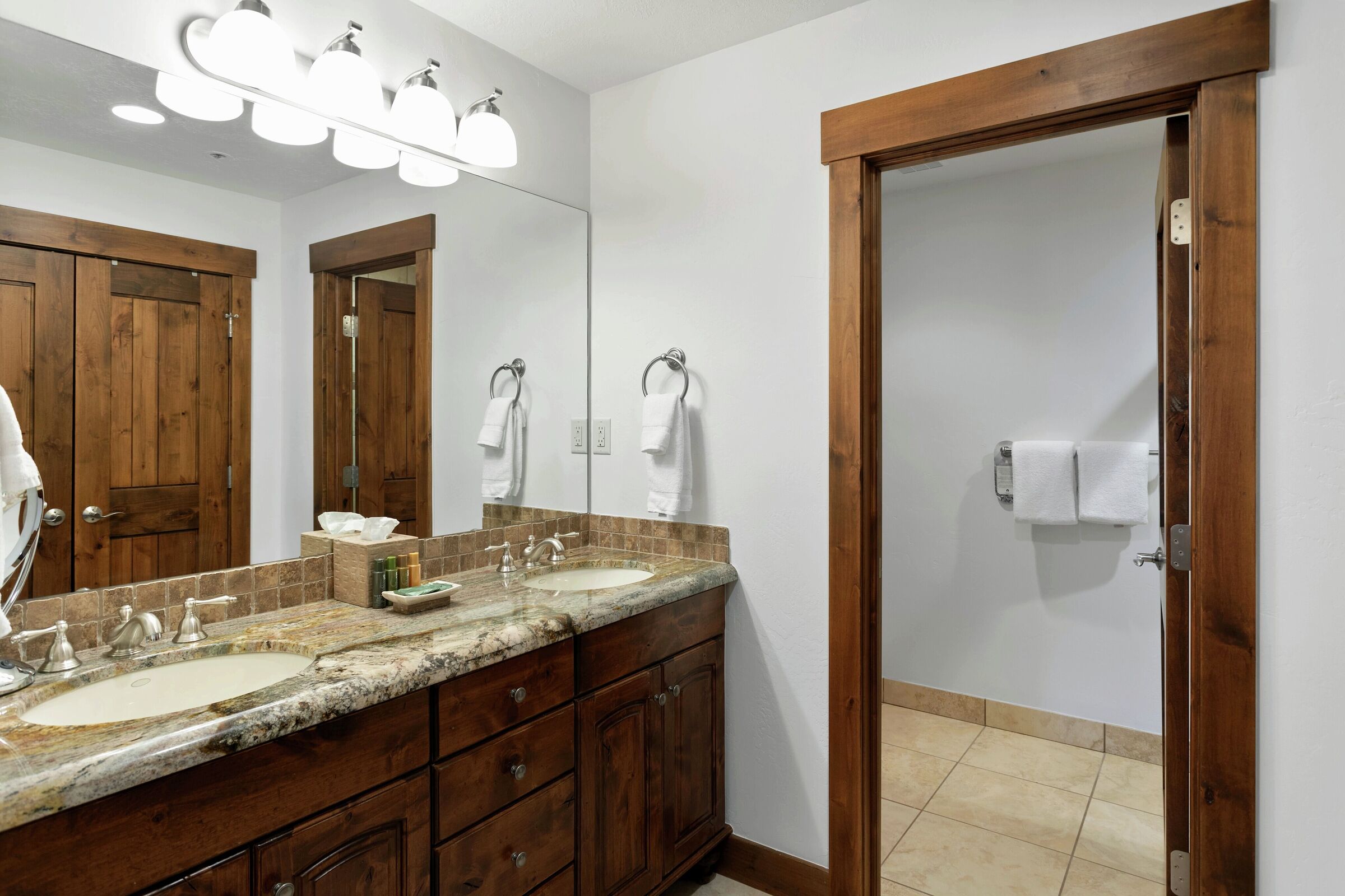 Master Ensuite Bathroom