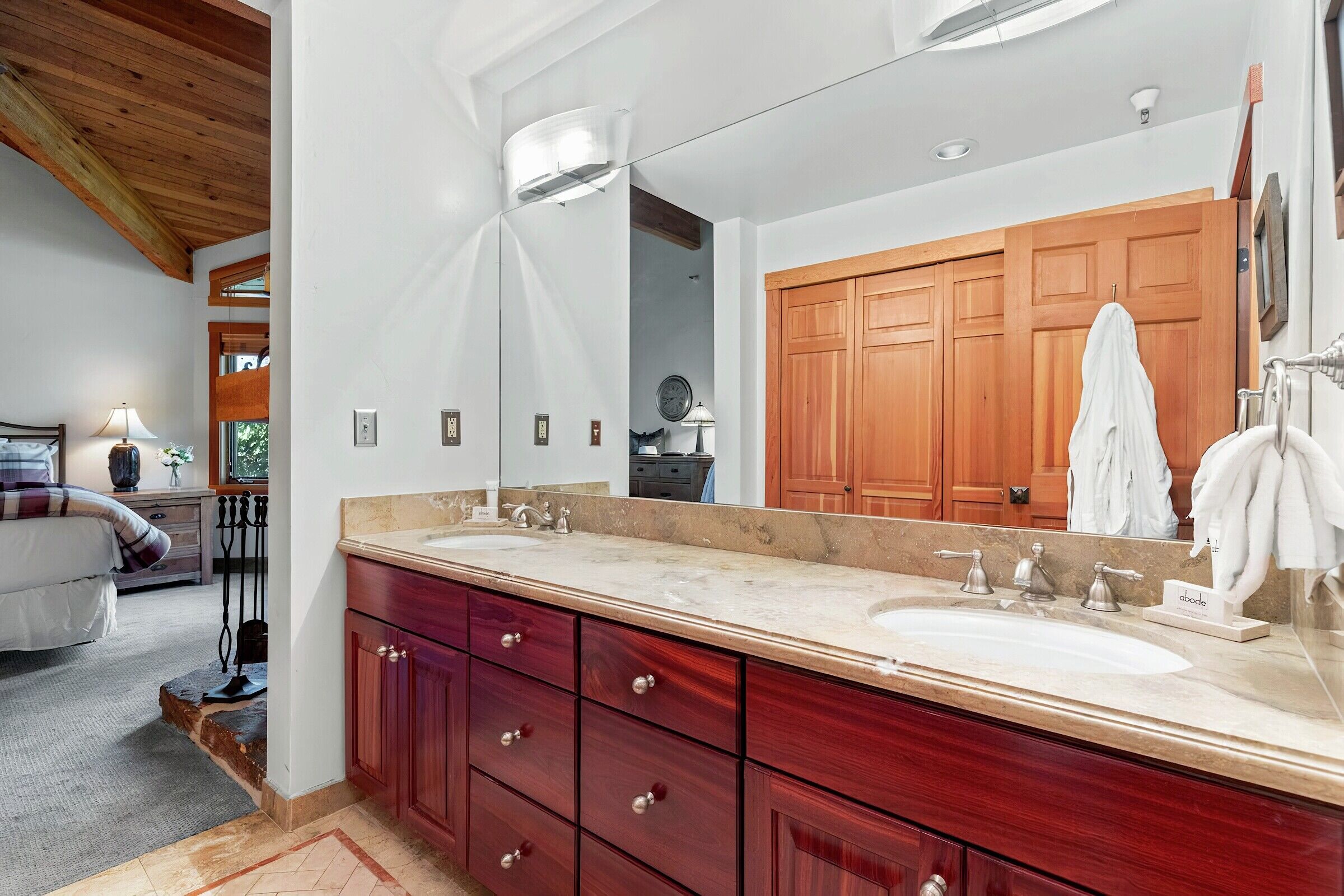 Master Ensuite Bathroom