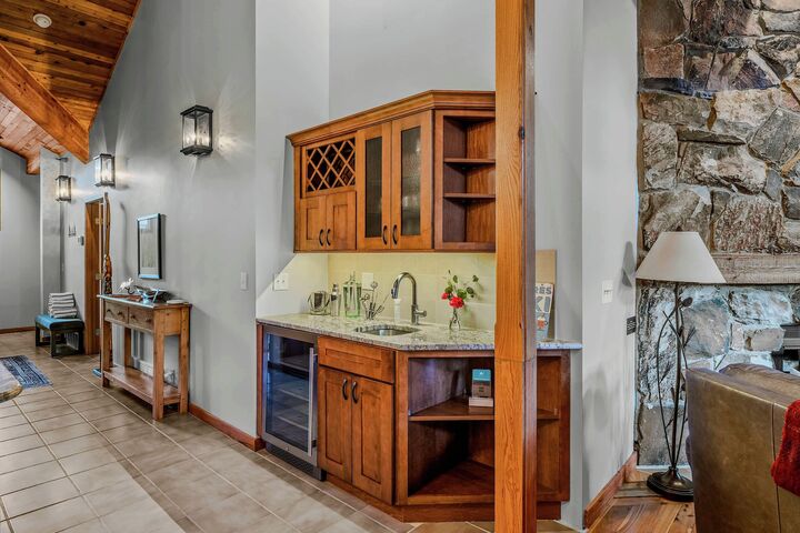 Kitchen Wet Bar