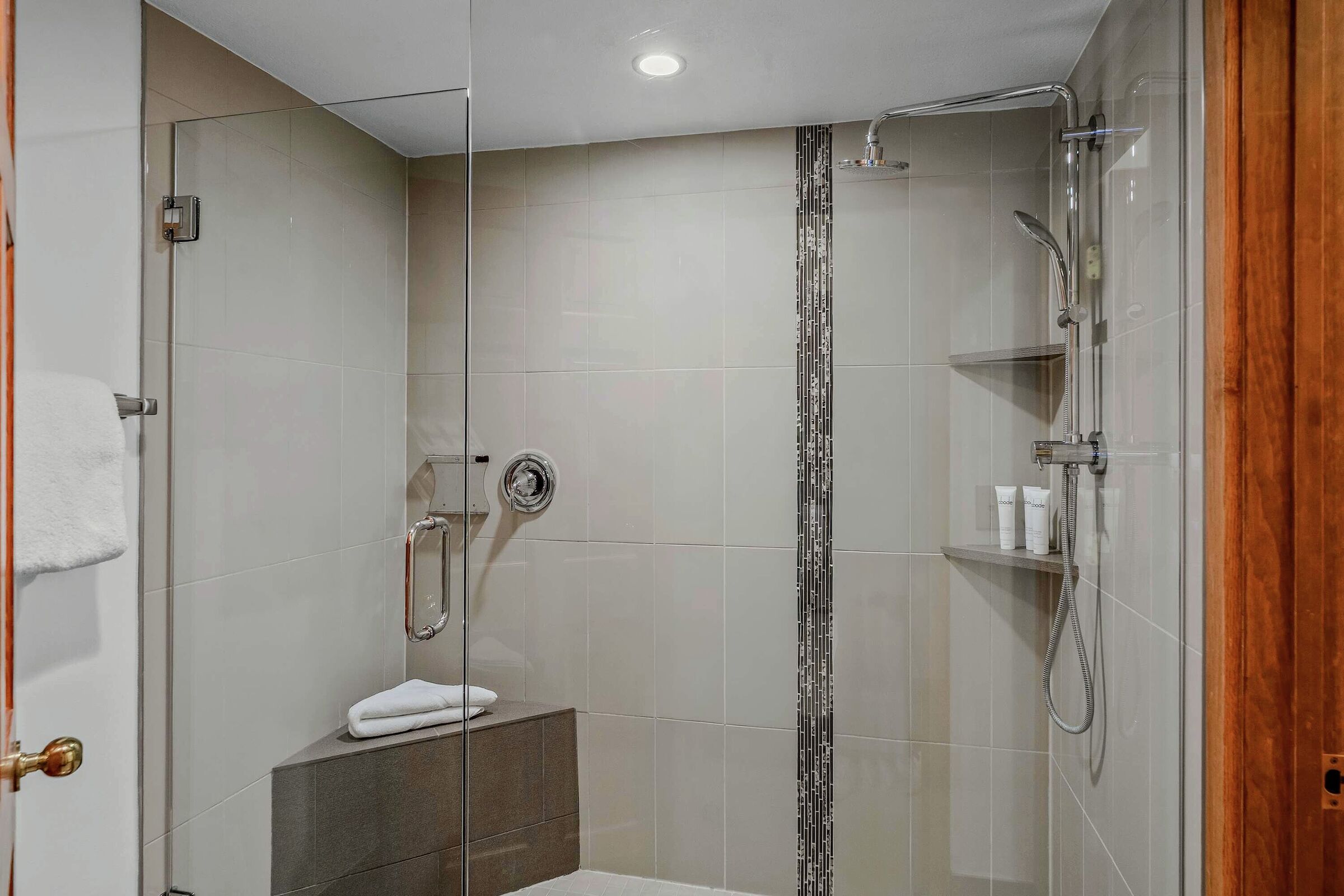 Master Ensuite Bathroom