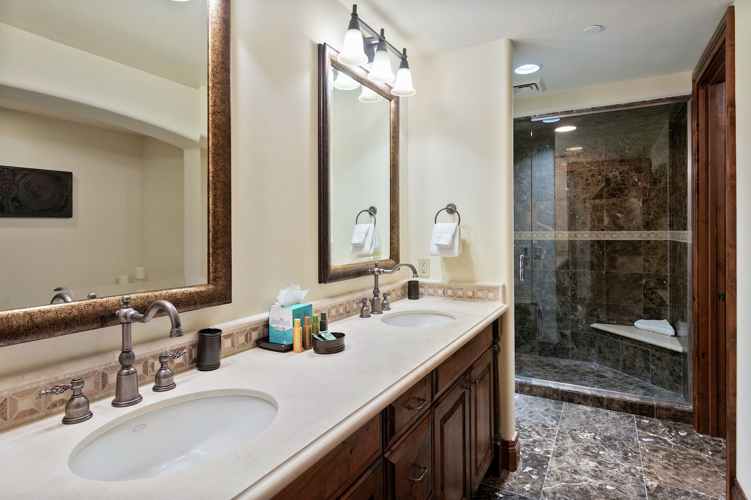 Master Ensuite Bathroom