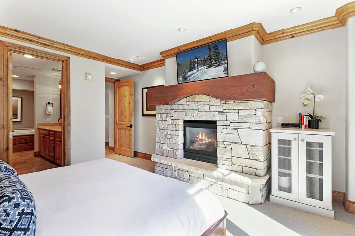 #302 - Master Bedroom