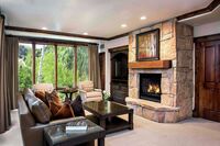 Junior King Suite Living Area