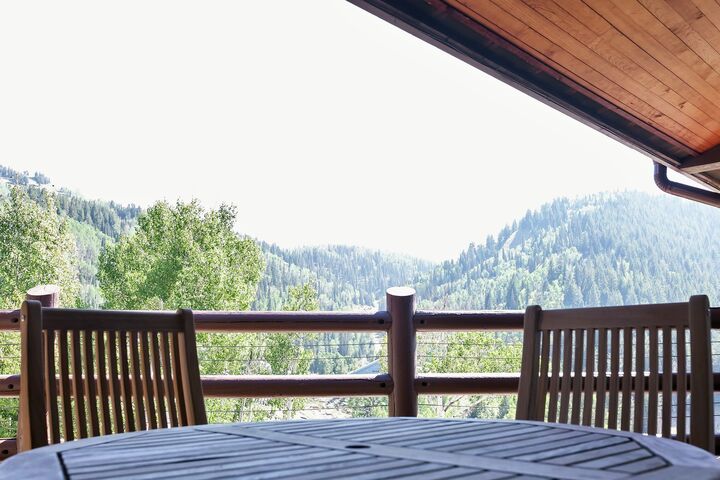 Serling Studio - Balcony View