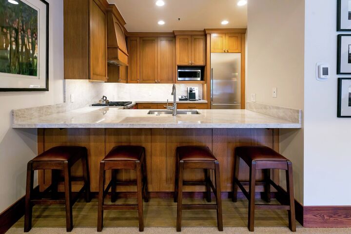 Kitchen Bar