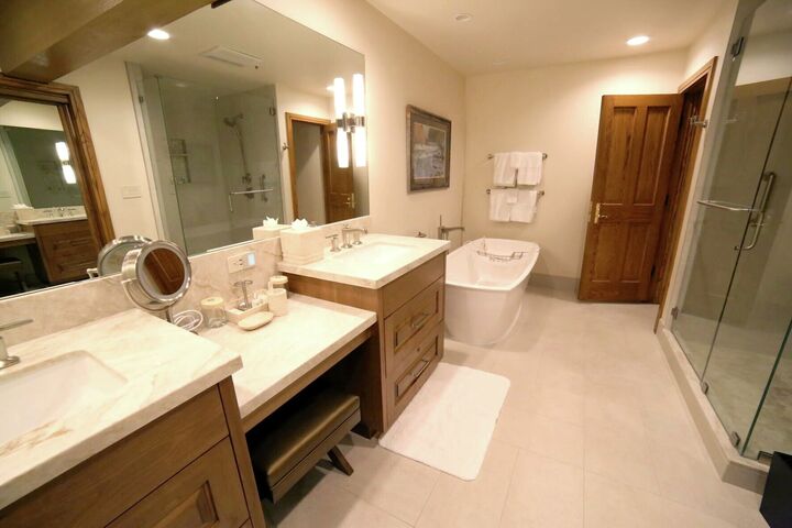 Master Ensuite Bathroom