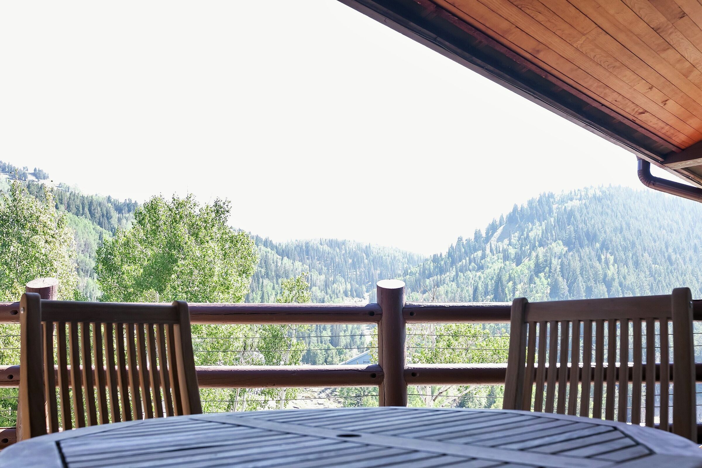Balcony with Hot Tub