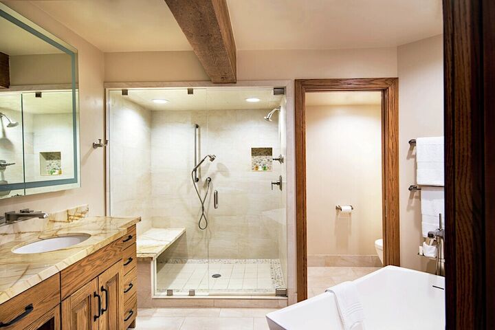 Master Ensuite Bathroom