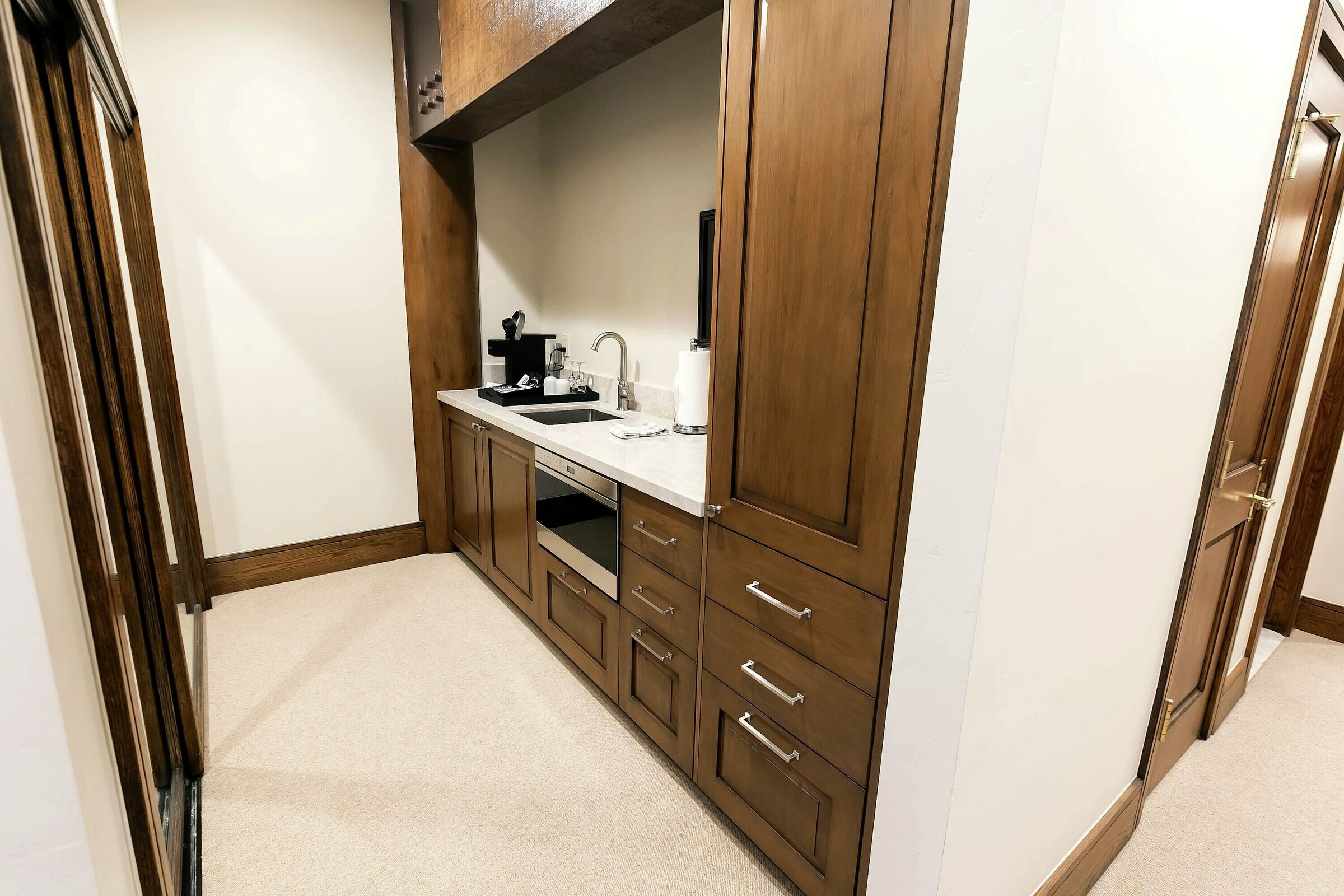 Master Bedroom Wet Bar