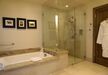 Gallery Thumbnail (Ensuite Bathroom)