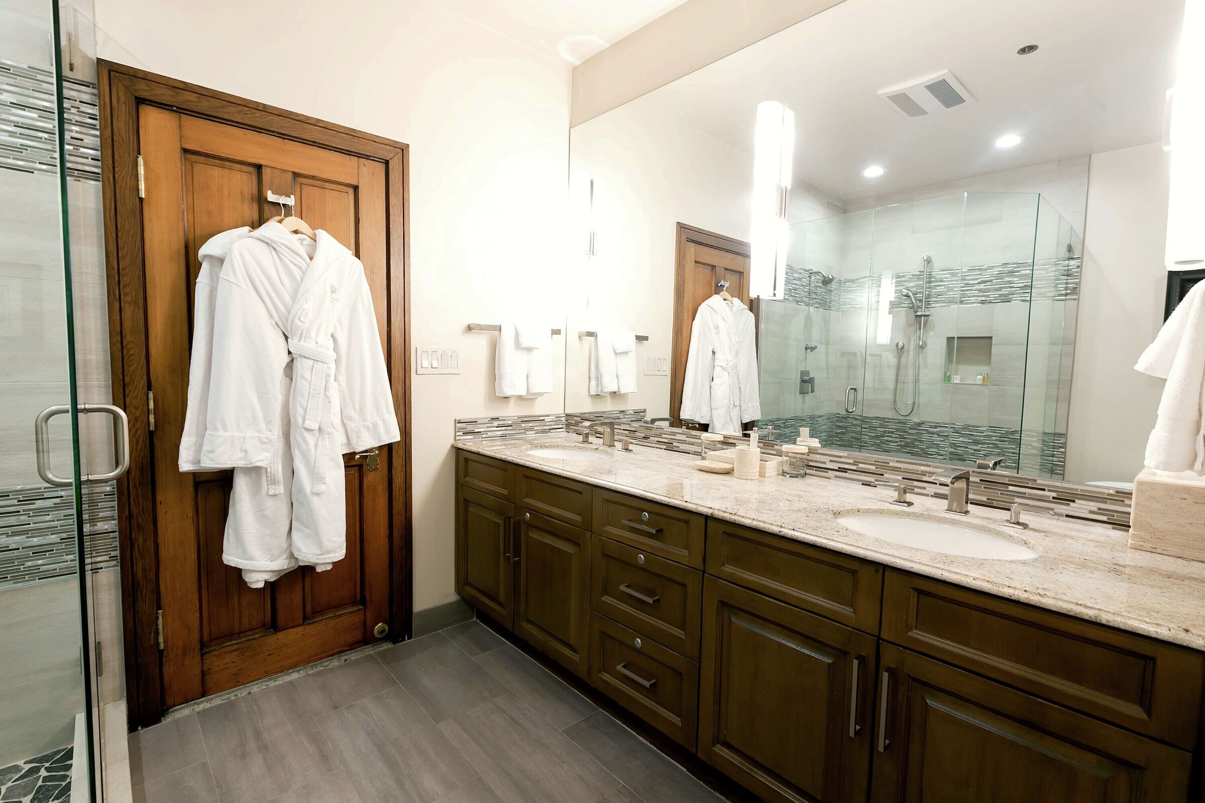 Master Ensuite Bathroom