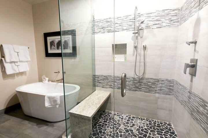 Master Ensuite Bathroom
