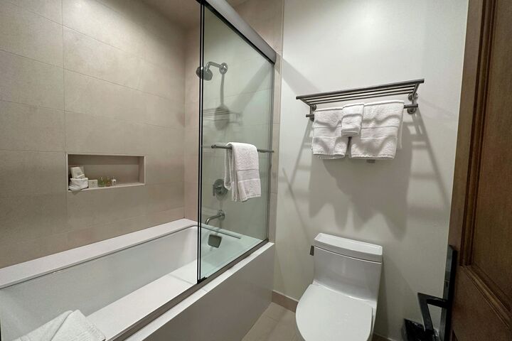 Ensuite Bathroom