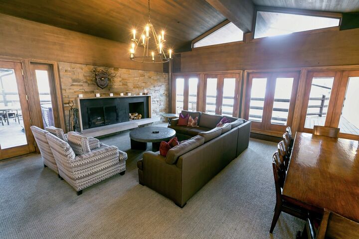 Living Area & Dining Area