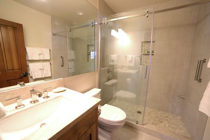 Loft Ensuite Bathroom