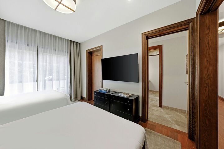 5 Bdrm Snow Park Presidential Residence - Bedroom