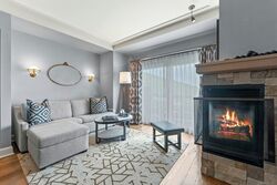 Valley View Suite - Living Area
