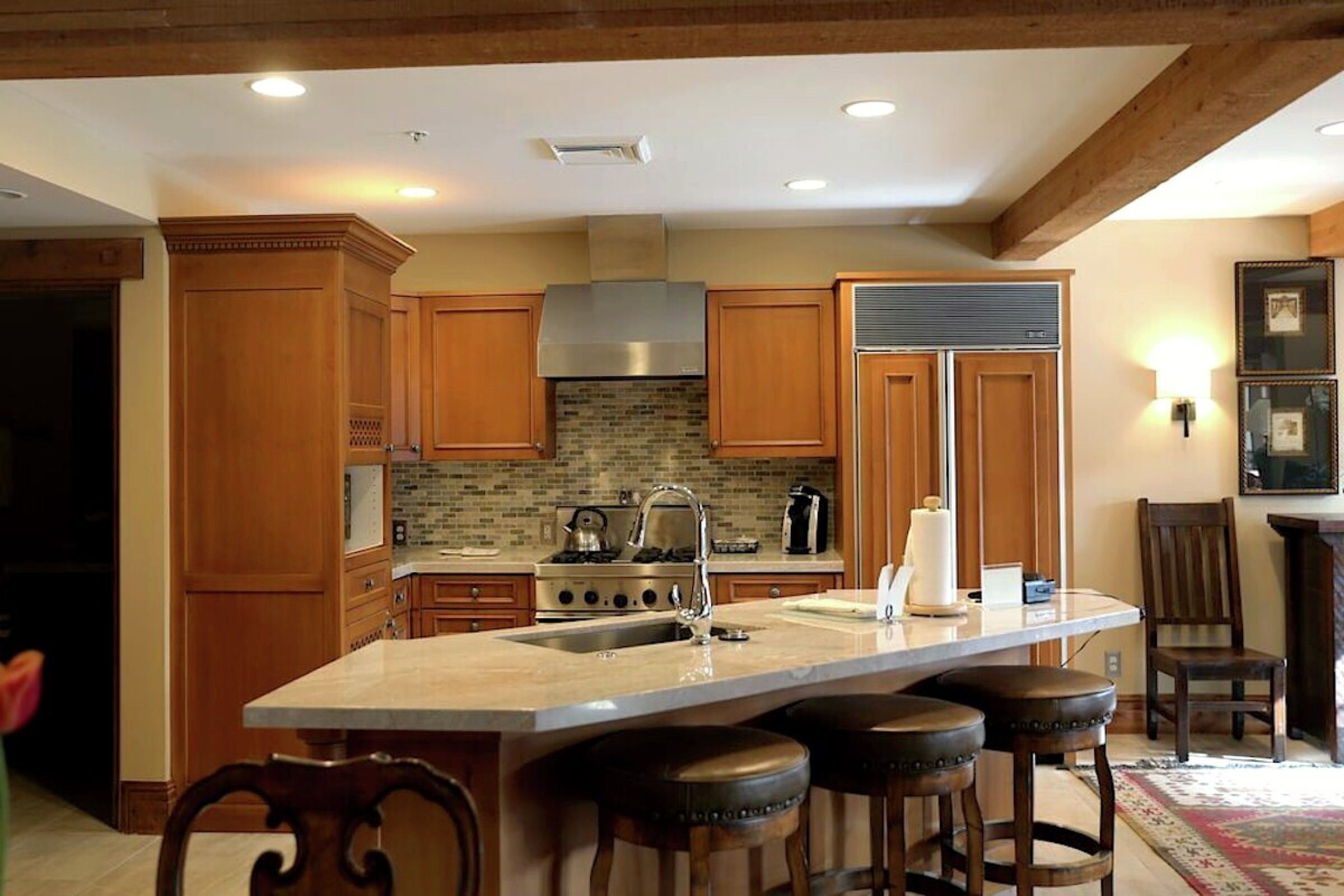 2 King, 2 Queen/Queen - Kitchen