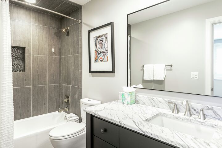 #1158 - Ensuite Bathroom