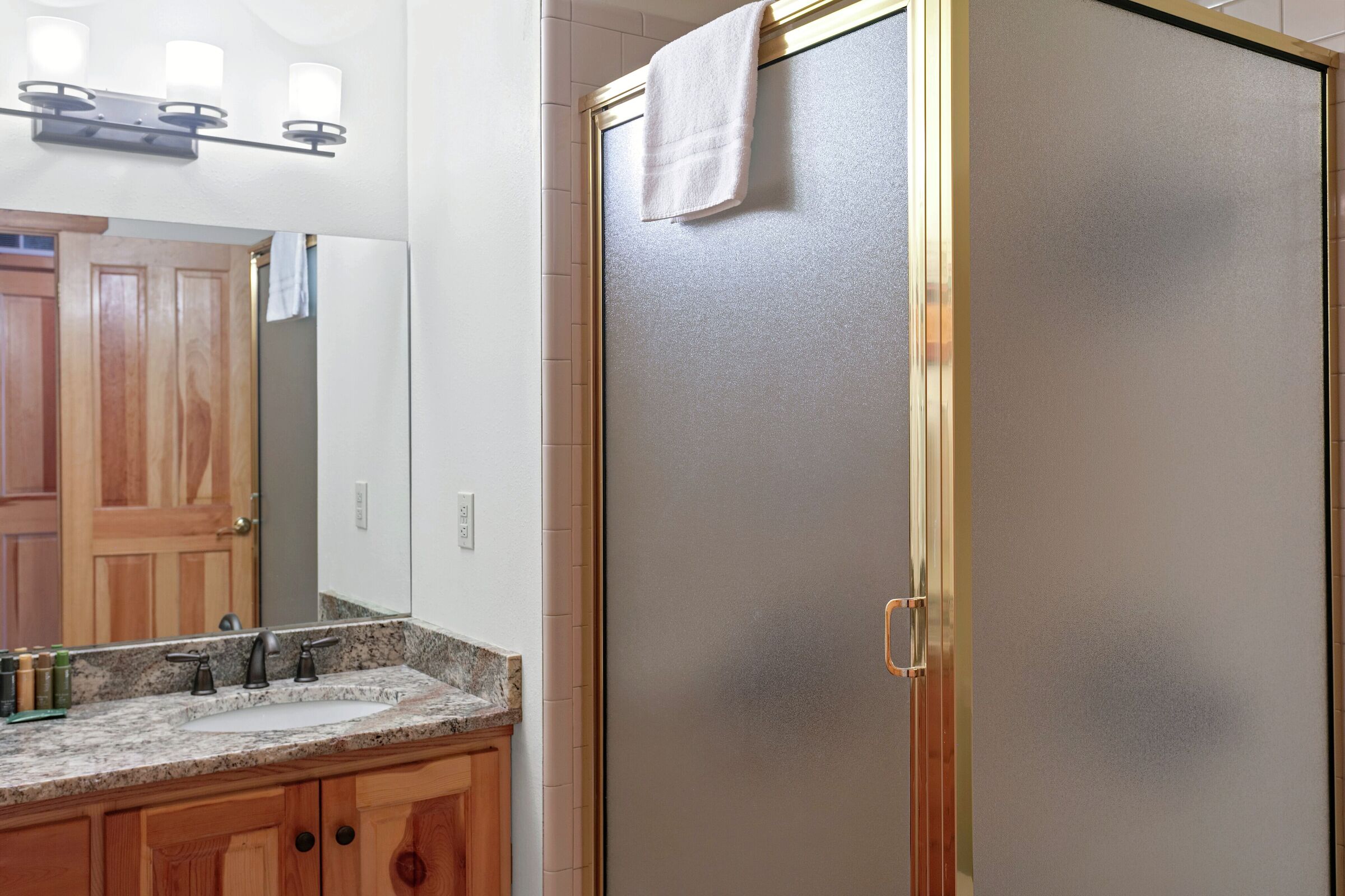 #101 - Bathroom