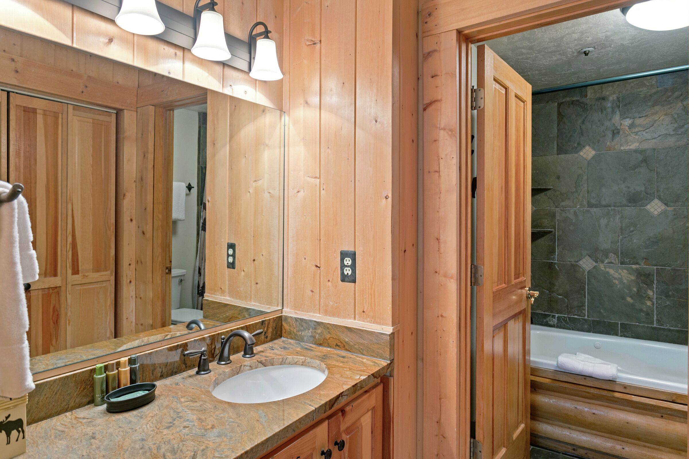 #101 - Master Ensuite Bathroom